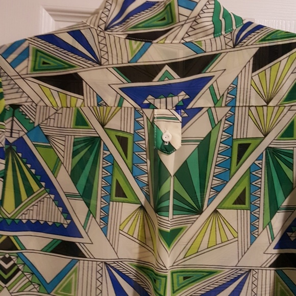 Multi colored top w/two matching camis - Picture 2 of 6